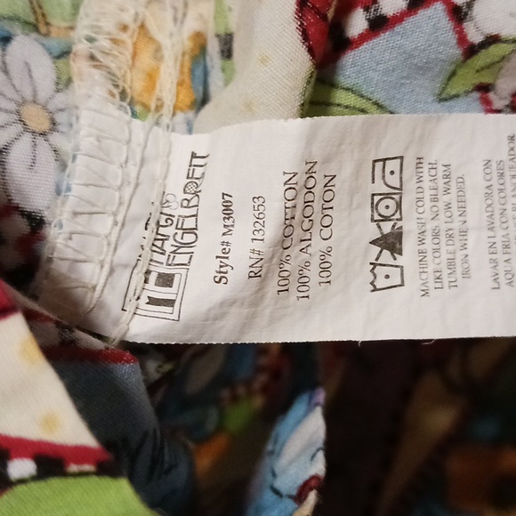 Mary Engelbreit Scrub (top only) Large - Picture 3 of 9